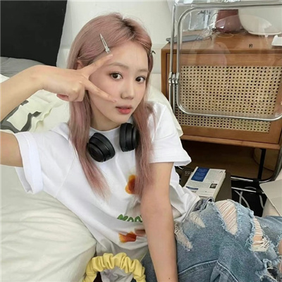 桐乡伴游女生左惜筠的资料